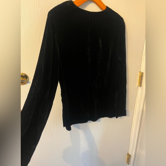 Rag & Bone Black Top Crafted of plush velvet SIZE SMALL - Picture 5 of 5